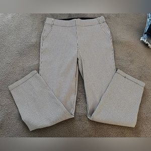 NWOT Max Studio straight leg size XL Dress pants